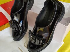 Pantofi Piele Lac Negru Casual Epika 36 noi in cutia lor